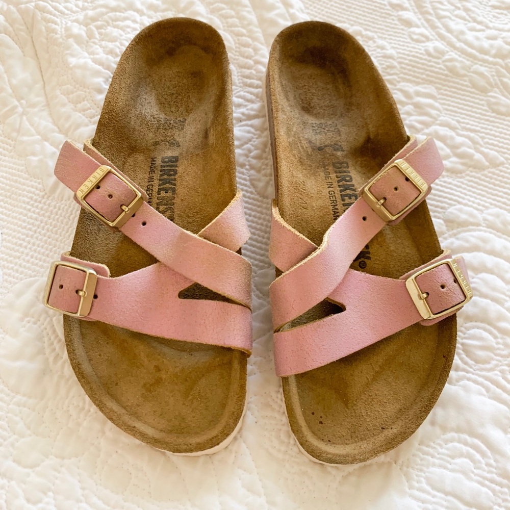 Brand New Birkenstock Pink Sandals size 37 (7)